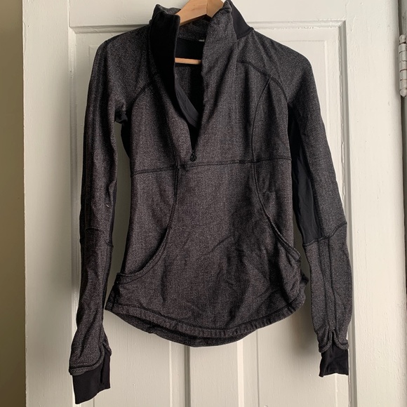 Lululemon Black Gray Pullover - Picture 1 of 5